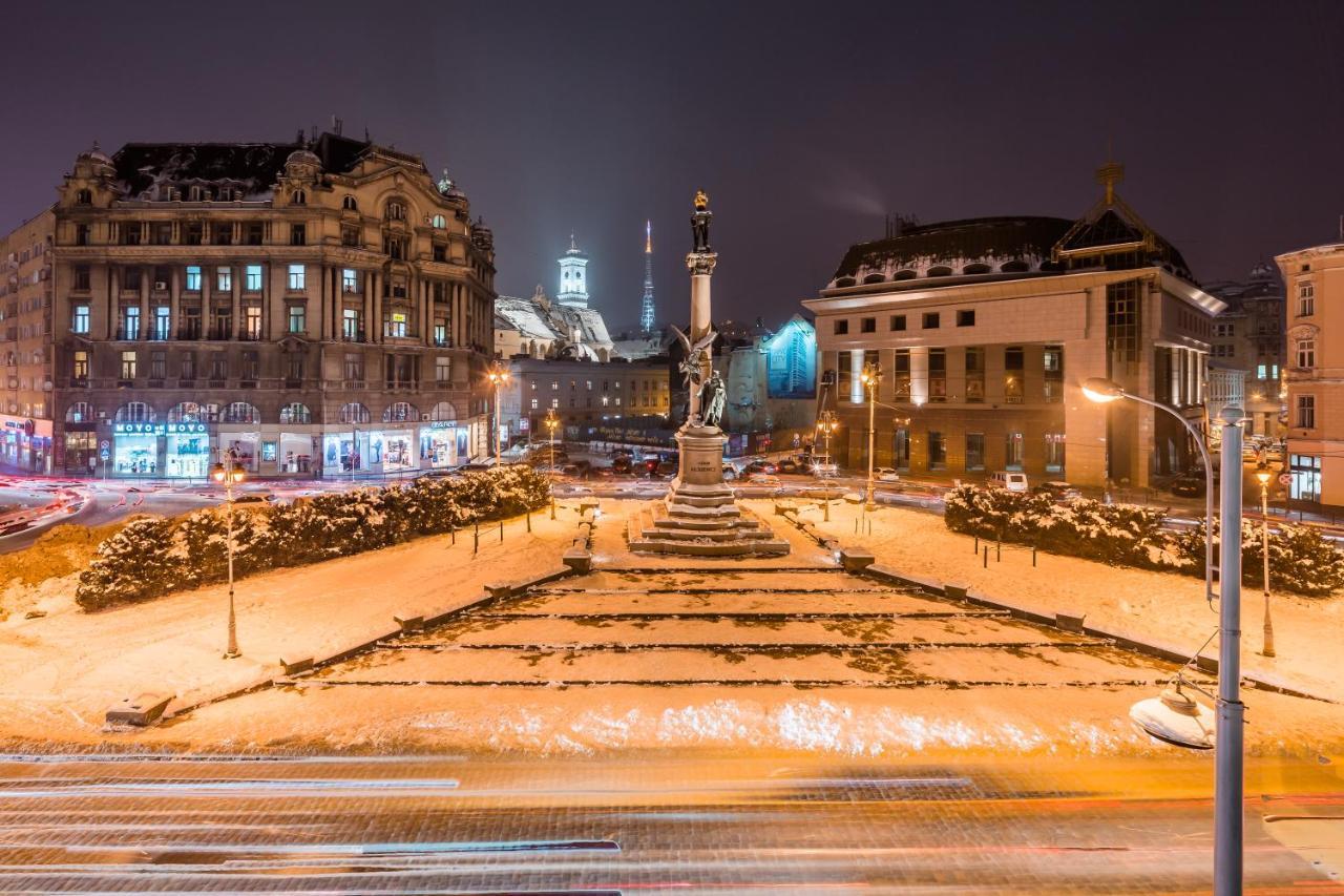 Romari Площа Міцкевича Lviv Bagian luar foto